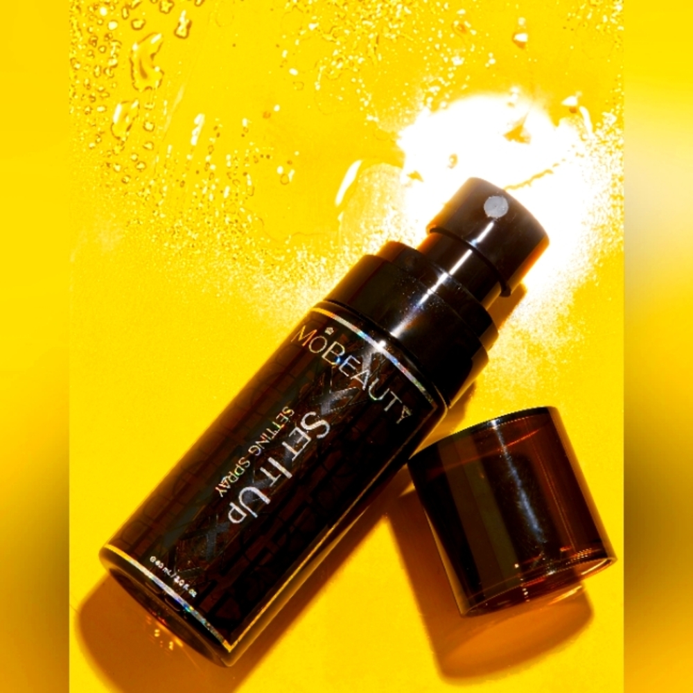 MoBeauty set it up setting spray